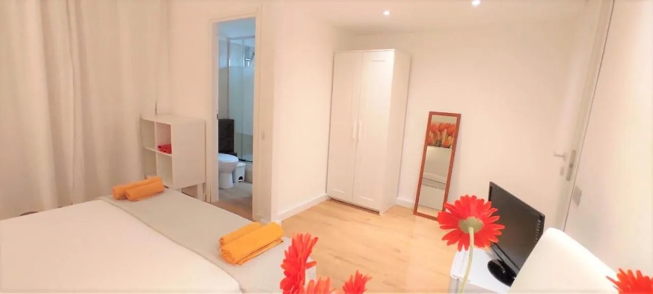 Living Cagliari Marina Bed & Breakfast